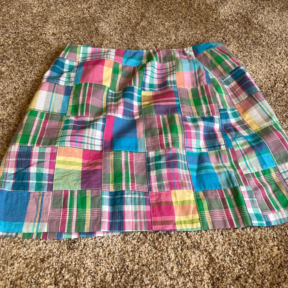 Cute lined multicolored plaid skirt